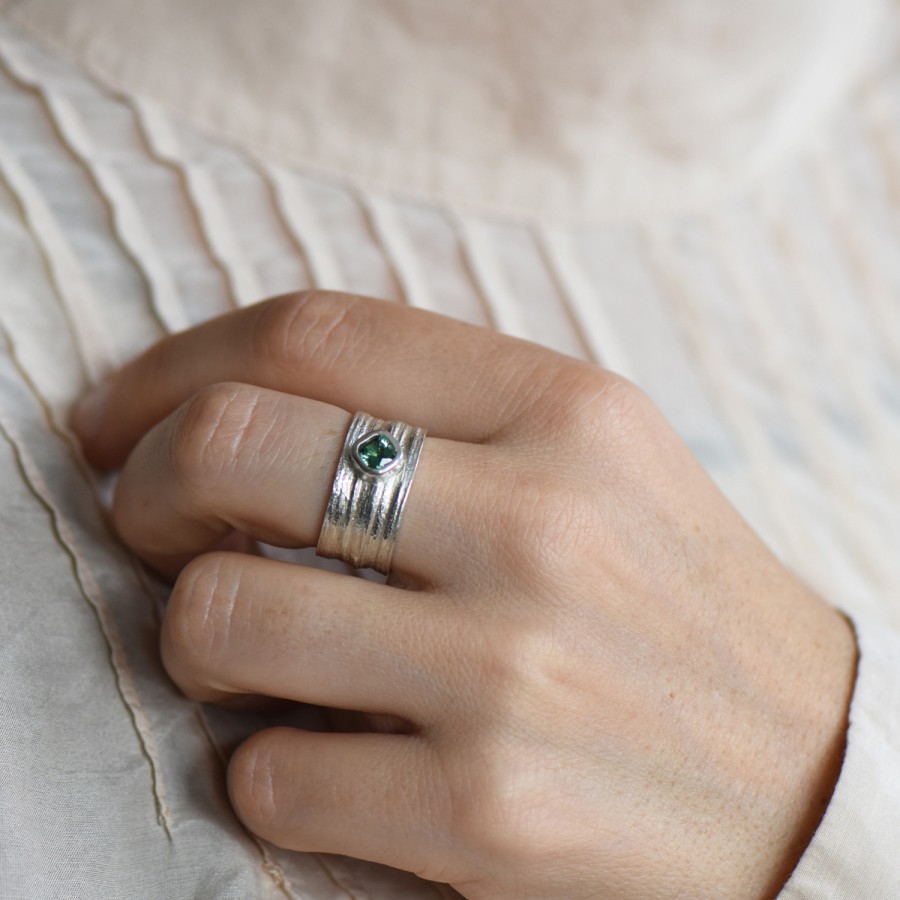 Rings Tomfoolery London | Wide Silver & Green Tourmaline Oak Band