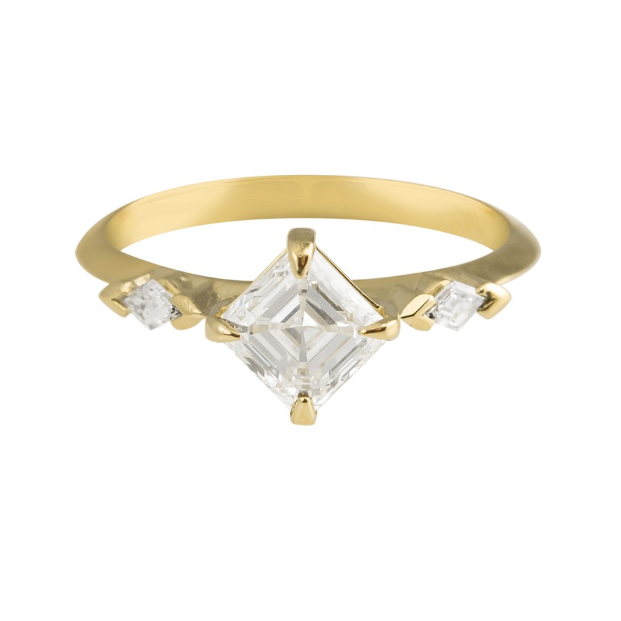 Rings Tomfoolery London | Leveque Three Stone Diamond Ring