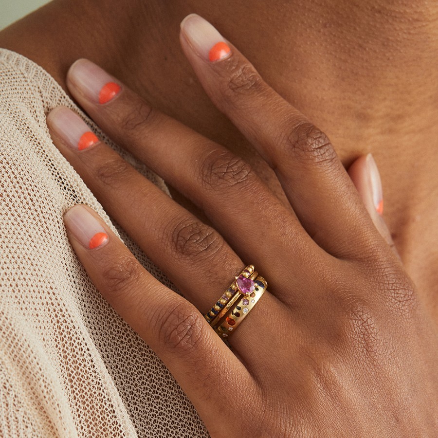 Rings Tomfoolery London | Solo Hot Pink Pear Sapphire Claw Set Ring