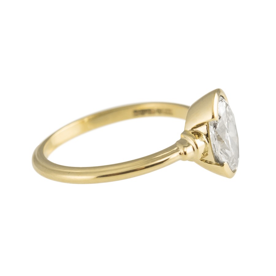 Rings Tomfoolery London | Delano Oval Single Diamond Ring